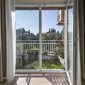 https://happy-holiday-in-rome.it-romehotels.com